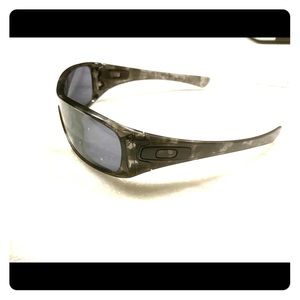 Oakley sunglasses-Antix